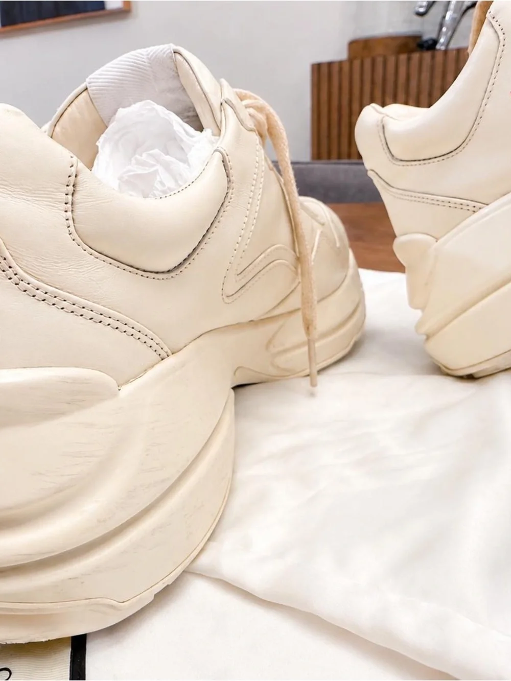 Gucci Cream Leather Platform Sneaker with Red Logo Accent